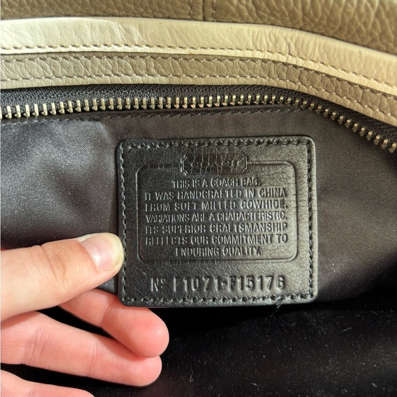 Coach “Laura” Bag F15176 - Picture 9 of 11